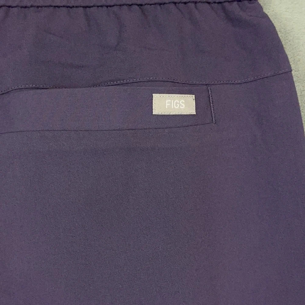 Figs Tansen Jogger 2.0 Scrub Pants Mens Size Small Purple Shadow NWT